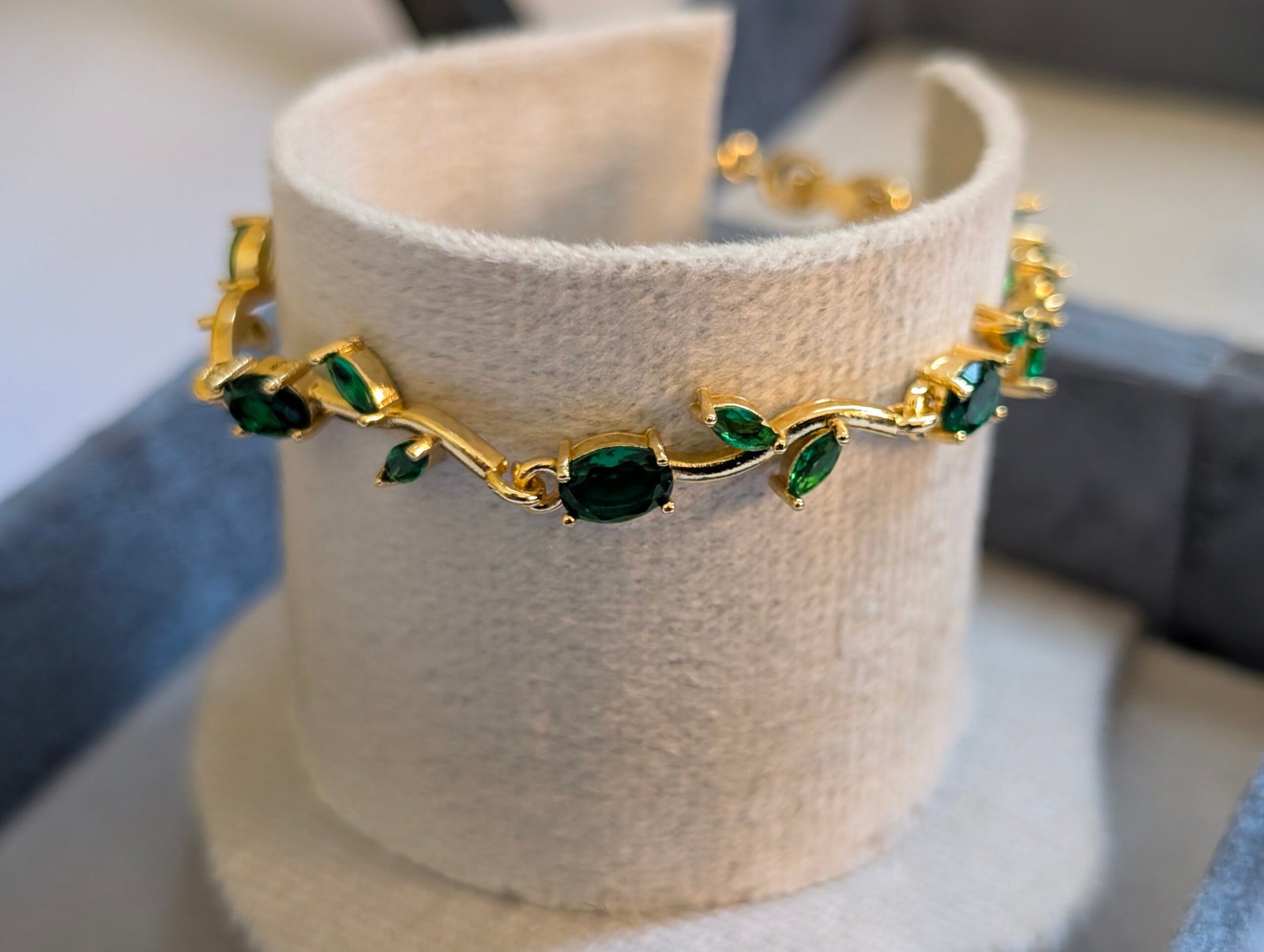 Green Tulip Bracelet - Image 2