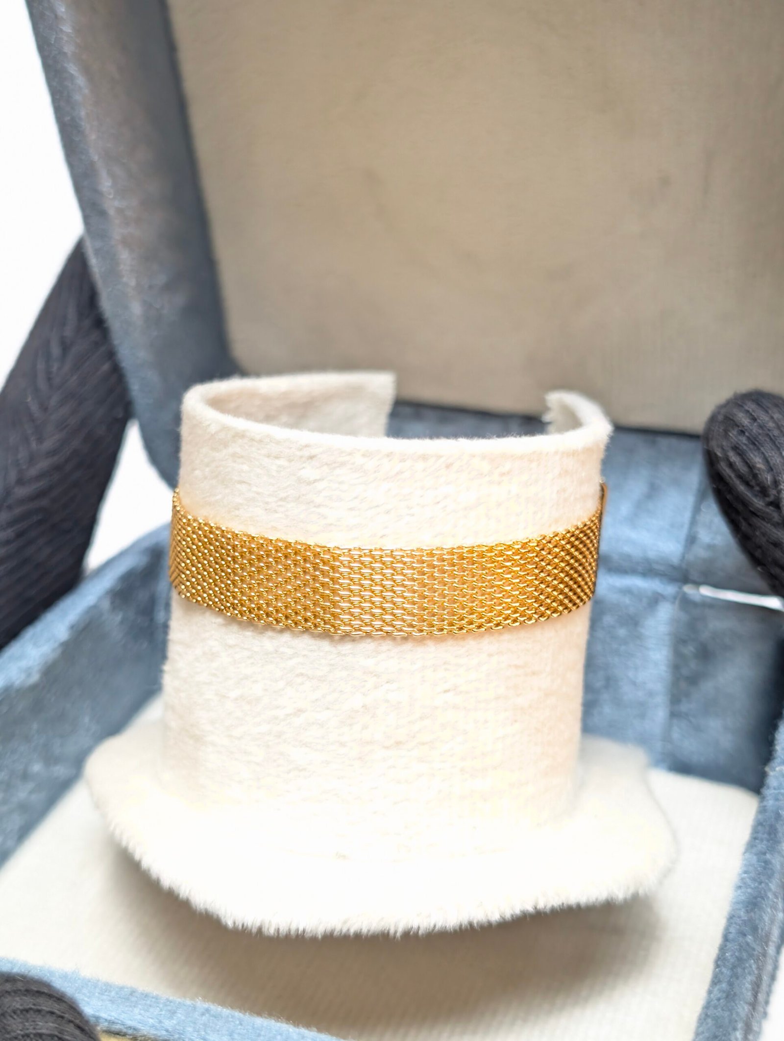 Golden Whisper Bracelet - Image 3