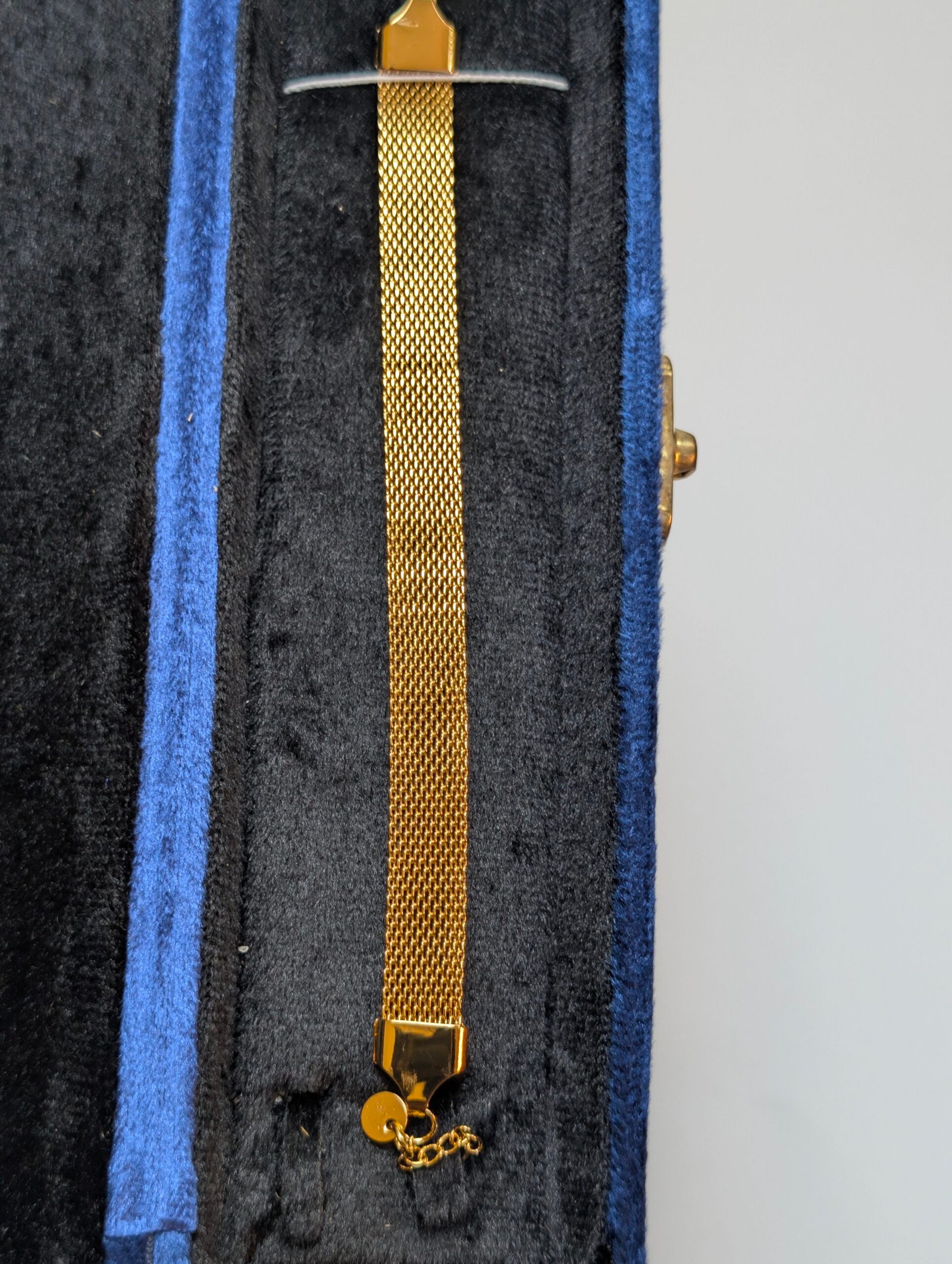 Golden Whisper Bracelet - Image 4